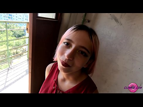 ❤️ Estudiante Sensual chupa a un extraño en el Outback - Cum en su cara ❌ Video de porno en es.sex-porntube.ru ❌️